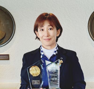 champ_j.jpg champ_j.jpg